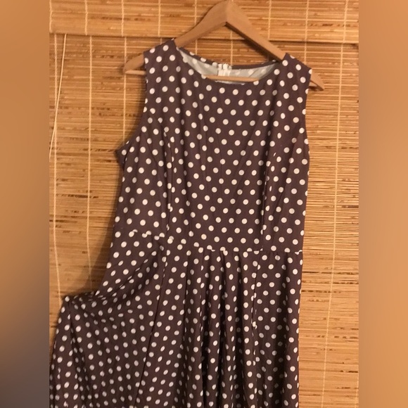 Cute Rockabilly Style Dress with Pleats Brown and White Polka Dot Size 16 - Picture 4 of 12
